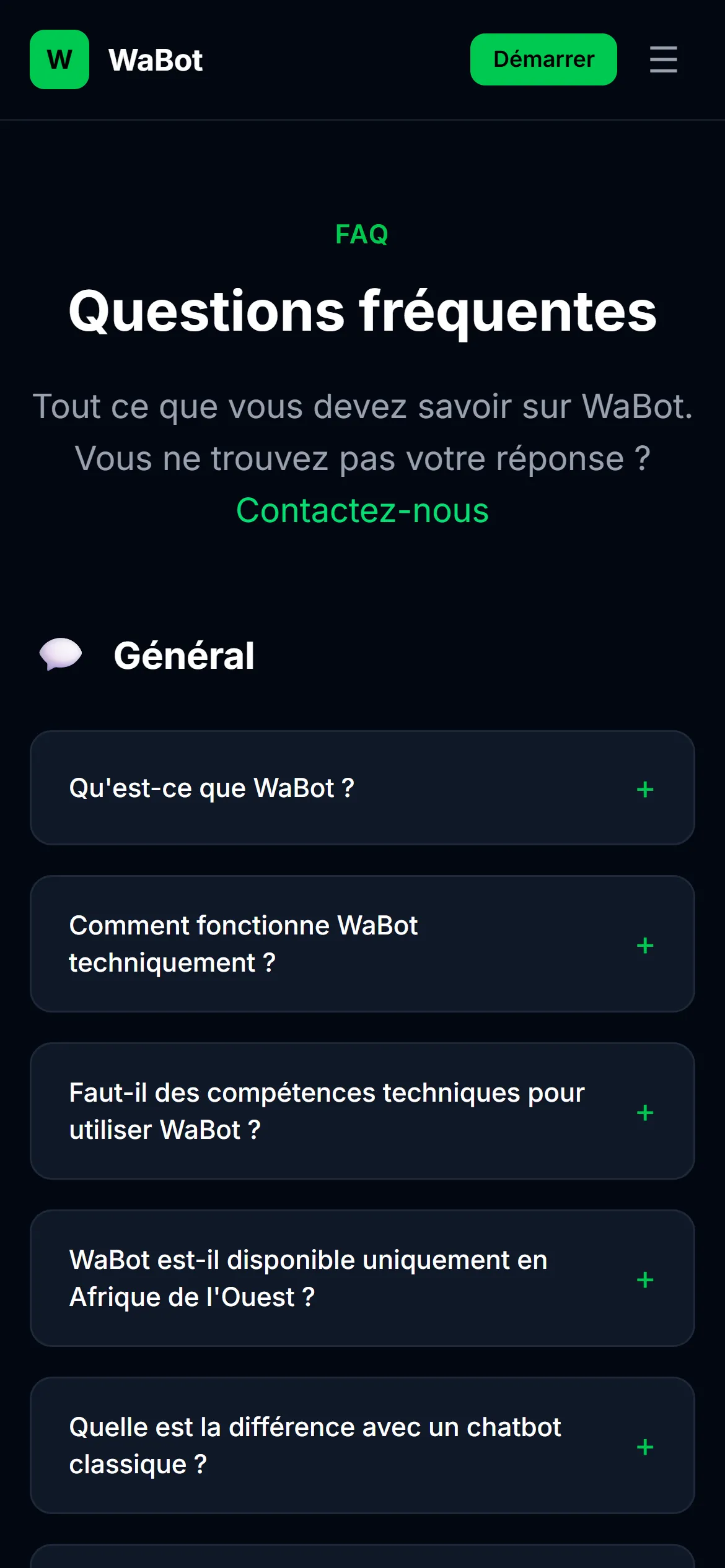 FAQ sur téléphone : réponses regroupées en sections repliables.